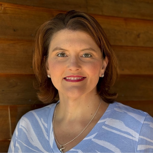 Meet your Posher, Kelly - Picture 5 of 5